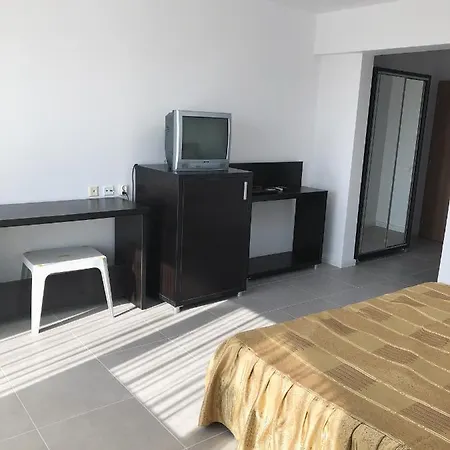 Anastasia Complex Costineşti