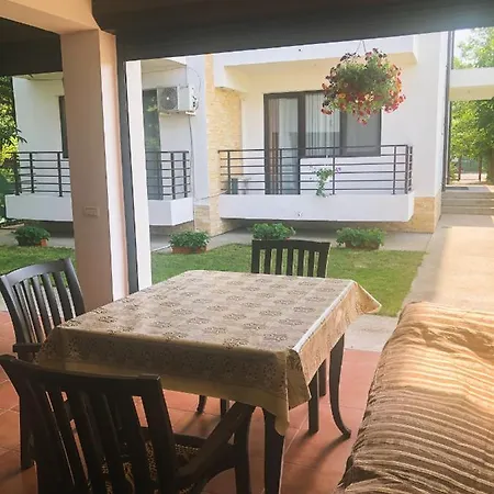 Anastasia Costineşti